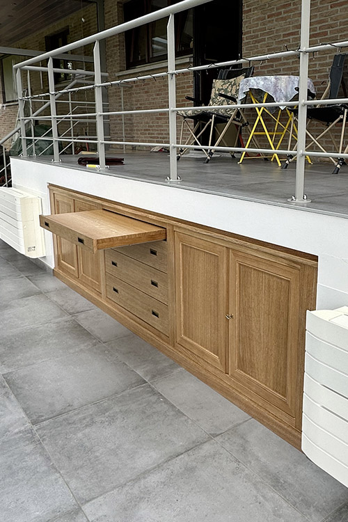 Meubles Biblio mur à mur, Louis Philippe simple, chêne naturel barbier Mettet